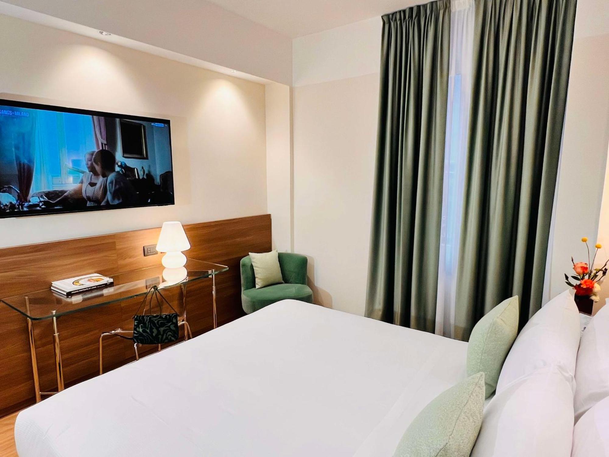Western 4* Milán